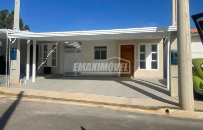 Casa com 2 quartos e 2 vagas para locação - ipanema do meio