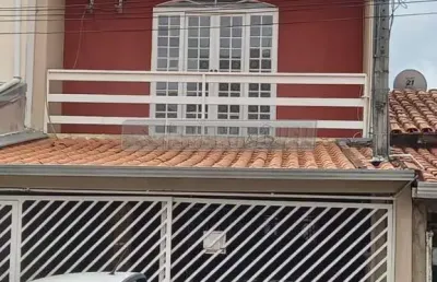 Sobrado com 3 quartos sendo 1 suíte e 2 vagas em sorocaba/sp