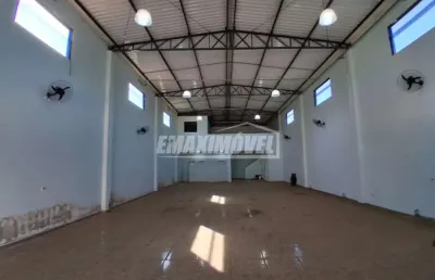 Salão comercial com estrutura completa para o seu negócio!