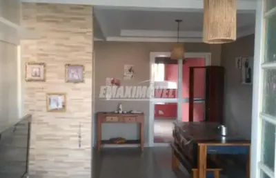 Casa a venda, localizada no condomínio vila flora - ypês