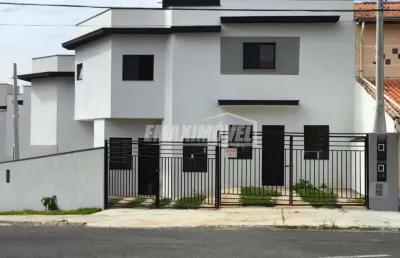 Casa a venda, localizada no bairro piazza di roma !