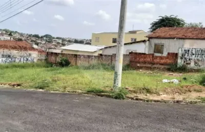 Terreno em condomínio fechado à venda na Napoleão Bianconcini, Jardim Godoy, Bauru