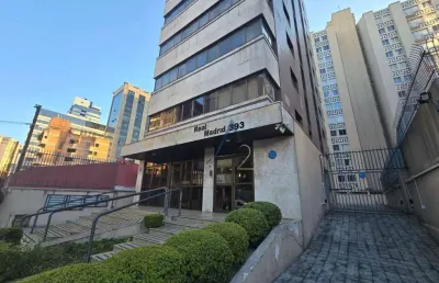 Sala comercial a 600m do shopping mueller para venda/locação