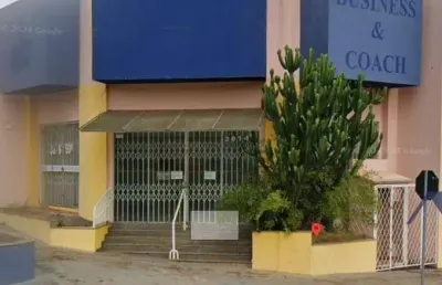 Sala comercial com 4 salas para alugar na Rua Marechal Deodoro, Centro, Cascavel