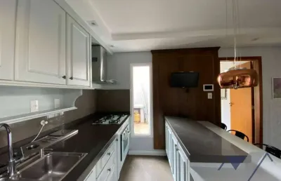 Sobrado com 3 dormitórios à venda, 253 m² por r$ 800.000,00 - alto alegre - cascavel/pr