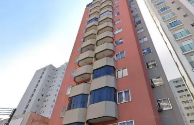Cobertura duplex com 113m² – conforto e localização privilegiada no centro da cidade