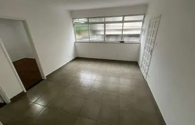 Vila mathias-apartamento 2 dormitórios-wc emp- garagem fechada ou opcional loja- 1º andar- ref 2305