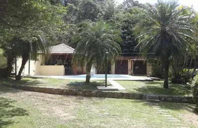 Sobrado de 400m² com 4 quartos em centro - mairiporã