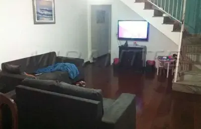 Sobrado de 200m² com 3 quartos em jardim virginia bianca