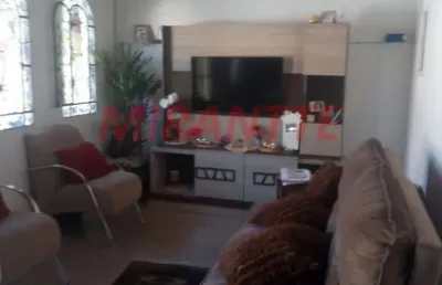Sobrado de 210m² com 3 quartos em jardim samambaia - mairiporã
