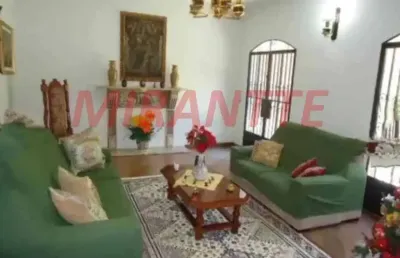 Sobrado de 230m² com 6 quartos em parque sao domingos