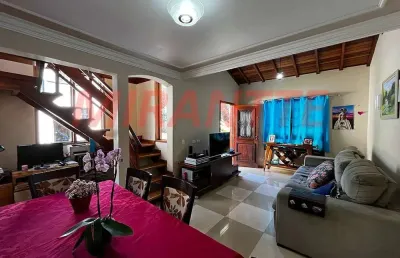 Casa terrea de 235m² com 8 quartos em serra da cantareira
