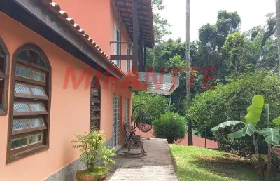 Sobrado de 156.51m² com 4 quartos em centro - mairiporã