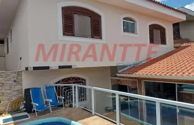 Cond. fechado de 360m² com 4 quartos em barro branco (zona norte)