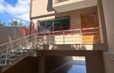 Sobrado de 177m² com 3 quartos em vila pedra branca
