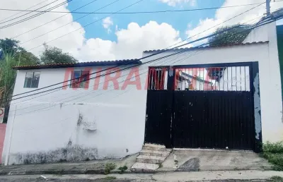 Casa terrea de 154m² com 3 quartos em horto florestal
