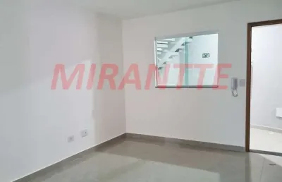 Cond. fechado de 44m² com 2 quartos em vila dom pedro ii