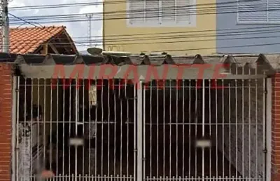 Sobrado de 100m² com 2 quartos em vila bancaria munhoz