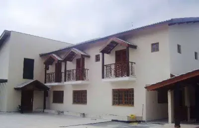 Sobrado de 700m² com 3 quartos em jardim virginia bianca