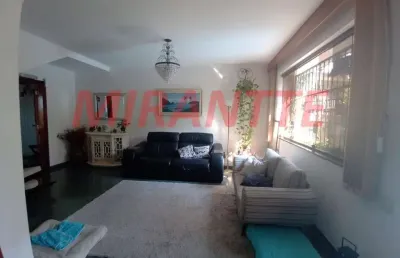 Sobrado de 205m² com 3 quartos em vila irmaos arnoni