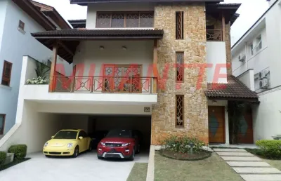 Cond. fechado de 444m² com 4 quartos em jardim frança