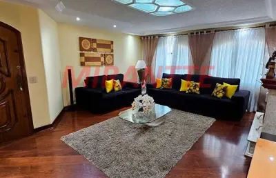 Sobrado de 308m² com 3 quartos em vila irmaos arnoni