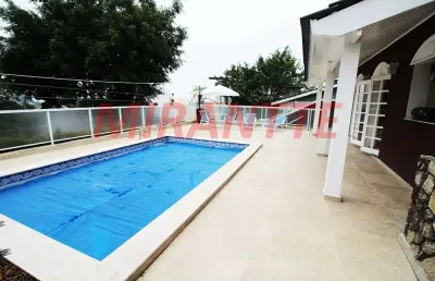 Cond. fechado de 320m² com 5 quartos em vila albertina