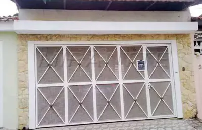 Casa com 3 quartos à venda na Rua Marina Eston, Jardim Pedra Branca, São Paulo