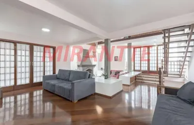 Casa terrea de 312m² com 3 quartos em horto florestal