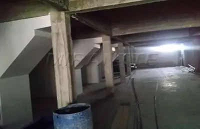 Cond. fechado de 90m² com 2 quartos em parada inglesa