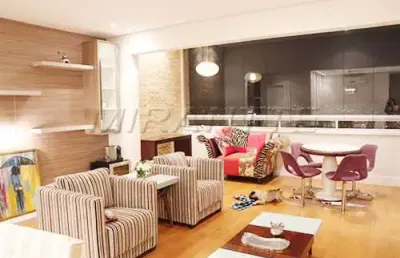 Apartamento de 234m² com 3 quartos em vila gumercindo