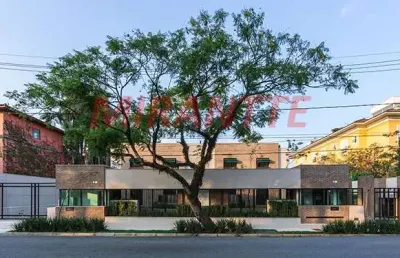 Cond. fechado de 437m² com 3 quartos em alto de pinheiros