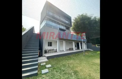 Cond. fechado de 560m² com 4 quartos em condomínio vale das águas