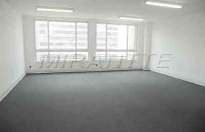 Casa comercial à venda na Avenida Paulista, Bela Vista, São Paulo