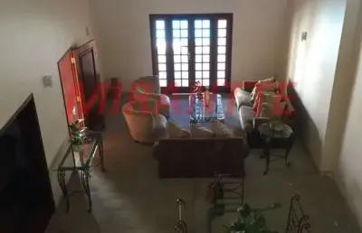 Casa com 3 quartos à venda na Avenida Professor Henrique Da Mota Fonseca Jr, Centro, Guararema