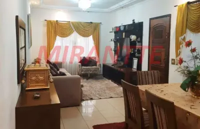 Sobrado de 177m² com 3 quartos em jardim vila galvão