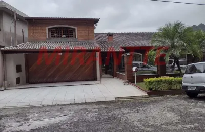 Casa terrea de 326m² com 3 quartos em serra da cantareira