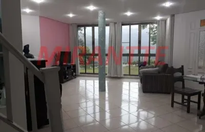 Sobrado de 400m² com 3 quartos em serra da cantareira