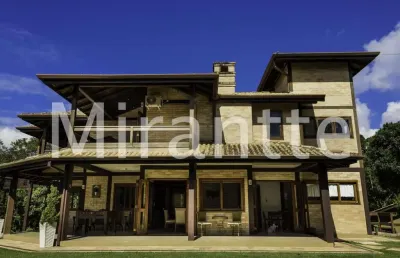 Sobrado de 456m² com 3 quartos em serra da cantareira