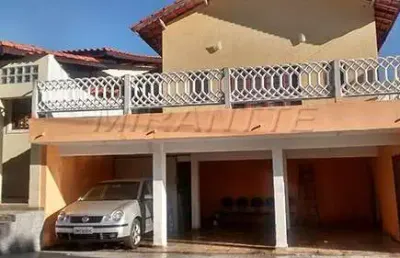Casa terrea de 202m² com 3 quartos em serra da cantareira