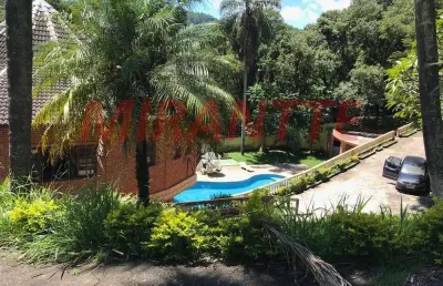 Sobrado de 700m² com 4 quartos em serra da cantareira