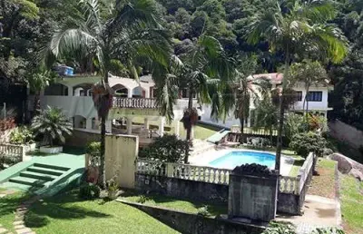 Casa terrea de 390m² com 5 quartos em serra da cantareira