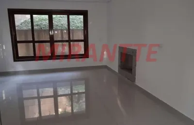 Sobrado de 430m² com 3 quartos em serra da cantareira