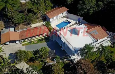 Sobrado de 800m² com 12 quartos em serra da cantareira