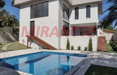 Sobrado de 300m² com 3 quartos em serra da cantareira