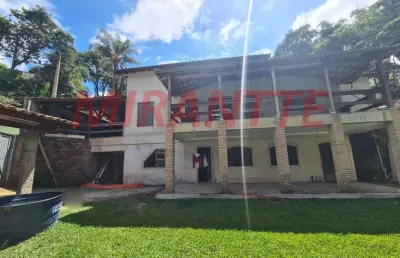 Sobrado de 200m² com 3 quartos em parque petropolis