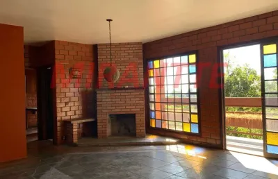 Sobrado de 467m² com 4 quartos em serra da cantareira