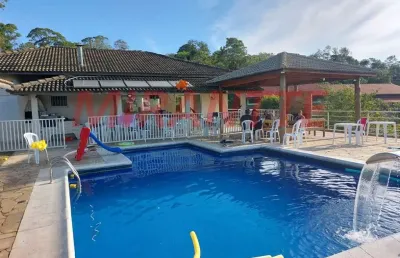 Casa terrea de 200m² com 3 quartos em serra da cantareira