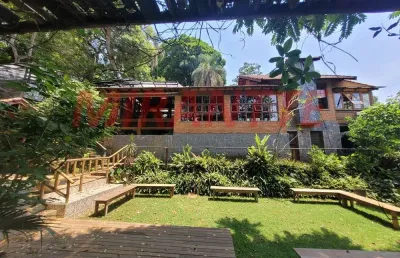 Sobrado de 328m² com 3 quartos em serra da cantareira