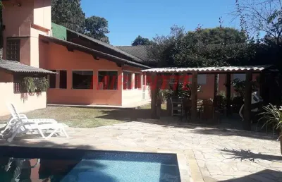 Casa terrea de 300m² com 4 quartos em serra da cantareira